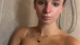 Kaitlyn Krems Onlyfans Nude – Show shower Big Boobs !!!