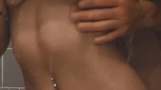 Chyburd Onlyfans Video – With boyfriends in bathroom !!!
